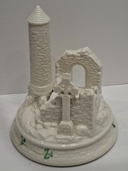 Belleek Devenish Round Tower Centrepiece ~ Millennium 2000 Collection Pristine