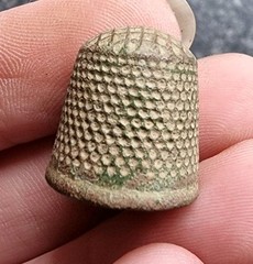 Post Medieval / Georgian Thimble Antique Metal Detecting Find 17x16mm (142)