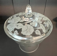 Vintage Avon Lead Crystal HUMMINGBIRD Pedestal Candy Dish with Lid