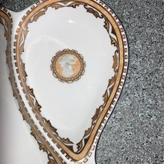 VeryRARE Vintage T.Bavaria Gold Geometric Trim Cameo TrinketTray.Excellent shape