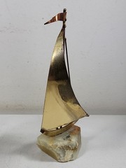 2x Vintage John Demott Sailboat Metal & Rock Sculpture 14-1/2″ & 8-1/2″ Tall