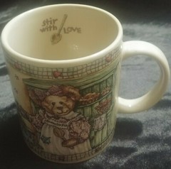 Boyds Bears 2000 Coffee Mug FRIENDSHIP STIR w LOVE Excellent Preowned Condition