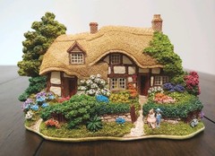 Lilliput Lane Meadowsweet Cottage 1996/1997 Coll. Spec. Ed. Mint In Box No Deed
