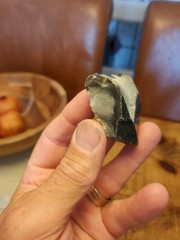 “Rare” lower Paleolithic HHS flake see description