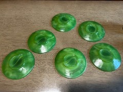 1944 J. Pressman Co. Chiquita Jade Gr Akro Agate “Tea for Six” Fingerloop