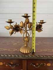 LARGE MID-CENTURY ITALIAN FLORENTINE TOLE GILT ROSES CANDELABRA 12”