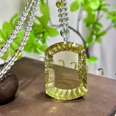 Natural yellow Citrine Quartz Crystal Pendant AAAAA