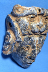 PRE-COLUMBIAN MAYAN STONE DIGNITARY MASK PENDANT