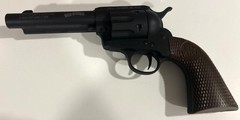 Daisy Red Ryder CO2 BB Pistol New in Box -Includes Co2 Cartridge & 1 BB Packs