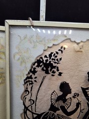 Vtg Pr of Victorian Convex Reverse Painted Bubble Glass Silhouettes Leather Mats