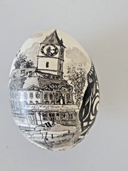 Vintage 1987 HAND PAINTED Egg Shell ZURICH Switzerland Swiss INTRICATE