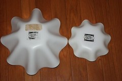 Mary Engelbreit Vintage Plastic Scalloped Edge Tostada Salad Chip Bowls SET OF 2