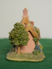 Lilliput Lane Comfort Cottage In original box. L2127