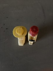 RARE ANTIQUE 1940s50s60s plastic man&woman driving Salt And Pepper Shakers Set
