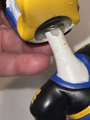 Walt Disney World 7.5″ Donald Duck Hockey Bobble Head Lightning Bolt Jersey