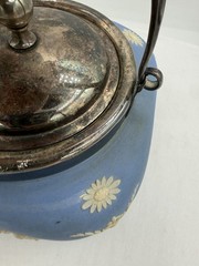 Rare Wedgwood Blue Jasperware Biscuit Barrel Square Metal Lid England 5 3/4” Sq