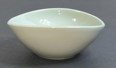 KPM Porcelain Bowl Relief Frog Glazed off white Berlin Rare Vintage