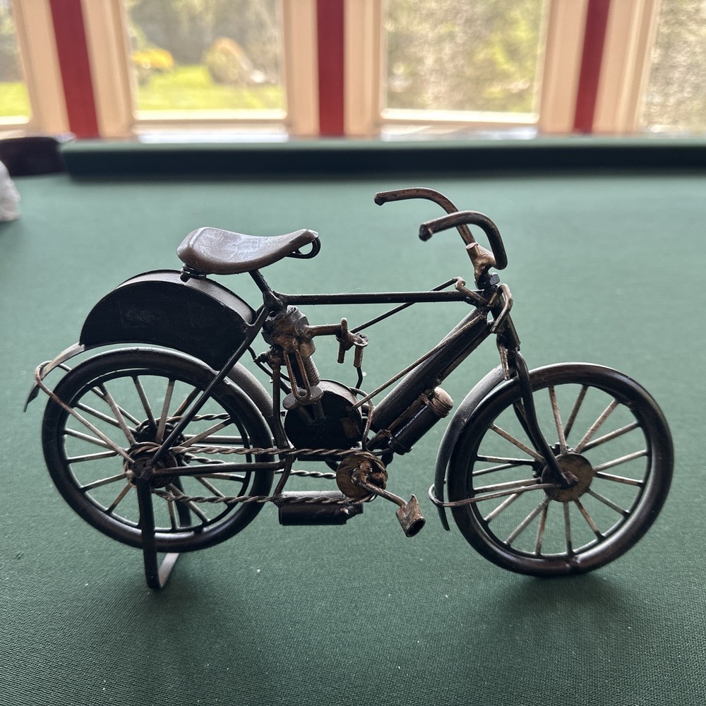 Vintage Harley-Davidson Metal Bicycle Motorcycle Model Handmade Decor 10″ x 7″