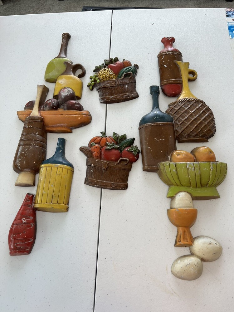 Vintage / 4 Piece/ Sexton Metal Wall Art from 1970’s Some Paint Chipping