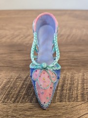 Classic Treasures High Heel Shoe Figurine 3.5″ x 1″ x 2.5″