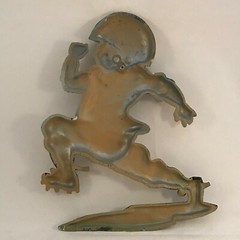 3 Vintage 1976 Homco Cast Aluminum Football Players Wall Decor Hangers On Back