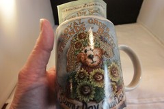 NWT Boyds Bears Loyal Order of Friends of Boyds MUG Sunny Day Sunflowers Seeds