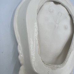 White Ceramic Praying Hands Decorative Trinket Dish Leaf & Berry Open Hands