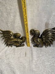 Vintage Pair Rooster Cocks Fighting Wall Hanging Decor Rustic Art Cast Aluminum