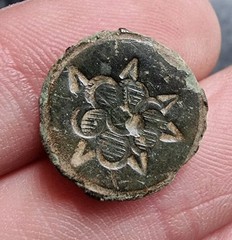 Tudor Rose Button 17th Century Post Medieval Metal Detecting Find Antique (10)