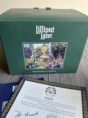 Lilliput Lane Vanbrugh Lodge 1995 SIGNED With Box And Deed