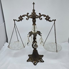 VINTAGE HOLLYWOOD REGENCY SCALE OF JUSTICE GILDED CAST METAL & CRYSTAL DECOR 19″