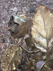 MCM Italian Tole Gilt Florentine Gold Roses Stand Gorgeous Details VTG Regency