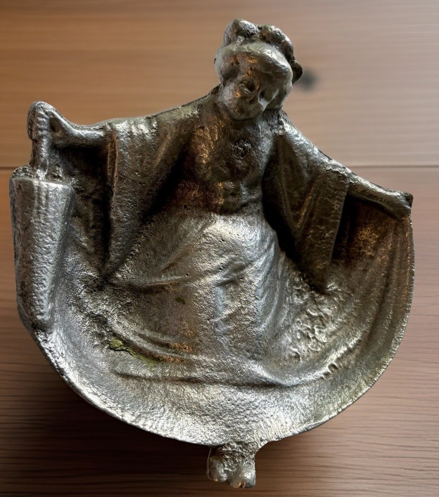 Vintage Naughty Geisha Cast Metal Ashtray / Novelty Trinket Dish