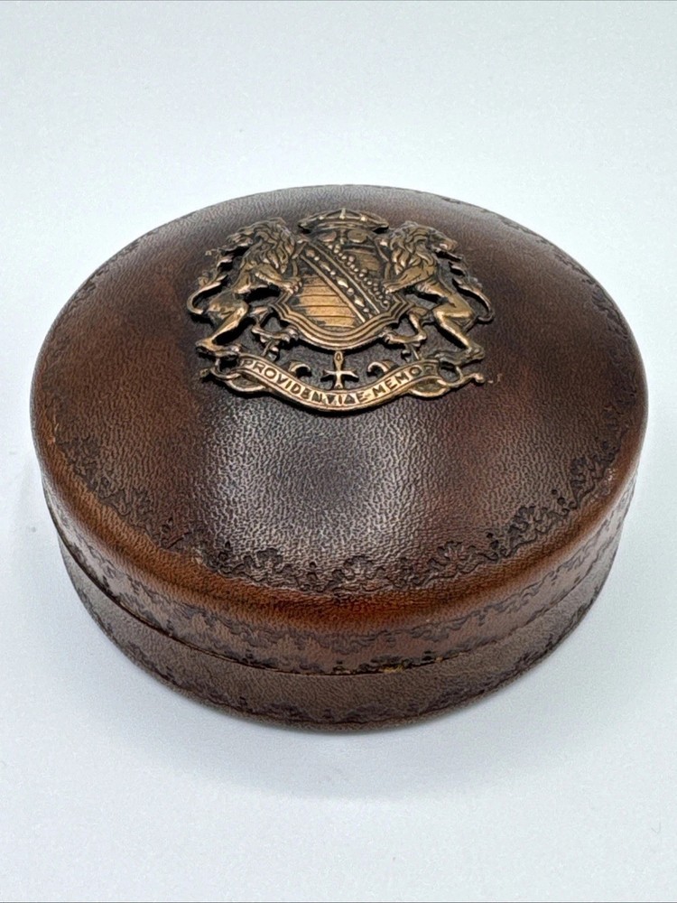 Antique Vtg Italy Leather Wrapped Trinket Jewelry Box Prominent Metal Crest