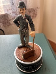 1989 Enesco Charlie Chaplin Musical ” The Entertainer ” Vtg Mint RARE With Box
