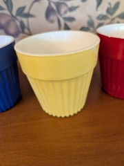 5-VINTAGE HAZEL ATLAS MODERNTONE FLOWER POTS 3-3/4″BLU,RED,YELLOW,GRN, ORANGE