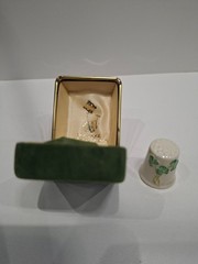 Belleek Ireland Shamrock Porcelain Thimble Vintage 7th Brown Mark Collectible