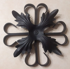Vintage Cast Iron Skeleton Key Gothic Wall Decor MCM Medieval 1960s 28″ 3 Pc