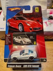 Hot Wheels Ferrari 3-Pack F1 599GTB F355 Berlinetta Unopened Collectible