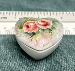 Vintage Porcelain Trinket Box Heart Set Miniatures Ashtrays Hand Painted Signed