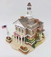 Lilliput Lane Disney Collection Hall Of Presidents MIB w COA. Ltd. Ed. Signed