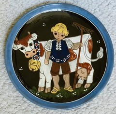 Kohler Biel Handarbeit Pair of 8″ Plates Dairy Cows With Bells Swiss Folk Art