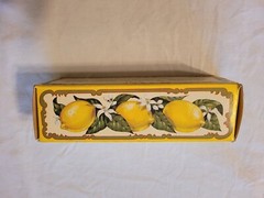 Avon – Sunny Lemon Soap Dish – 1970 Vintage – Un-Used