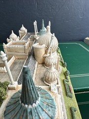 Lilliput Lane THE ROYAL PAVILION, BRIGHTON Britain’s Heritage L2313 Needs Repair