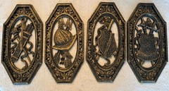 VTG Homco Syroco Medieval Gothic Weapon & Armor Themed Plastic 4 Wall Plaques