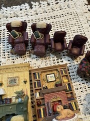 40+ Avon Victorian Memories Miniature Furniture Collectibles Estate *READ*