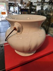 Late 1800’s Early 1900’s Antique Chamber Pot With Metal Wire & Wood Handle Nice!