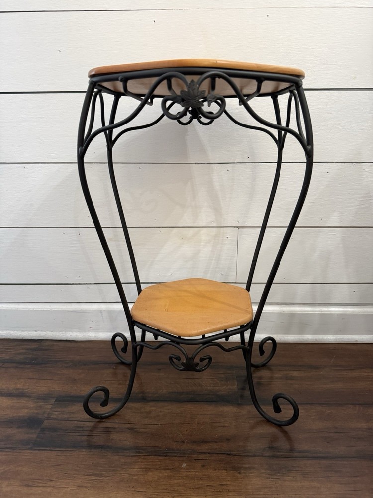 VTG Longaberger Wrought Iron Generations Plant Stand Woodcraft Side Table