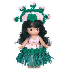 ✤ New PRECIOUS MOMENTS Vinyl Doll HAWAII Traditional Green Pink Costume Dress