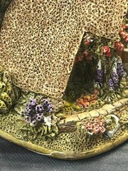 Roses are Red Lilliput Lane
